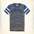   Hollister Doheney T-Shirt (323-243-1156-012) Size L