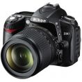   Nikon D90 kit 18-200 VR II